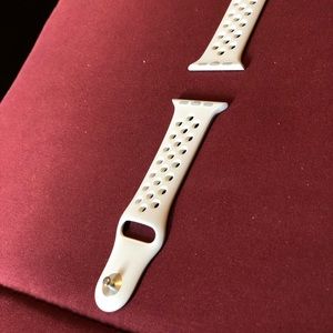 Apple Watch Band- 38mm Silver White.